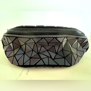 DIOMO Fanny Pack for Women Belt Bag Luminous Holographic Sling Bag Waist Pack